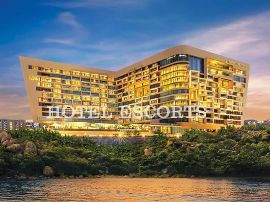 Hotel ITC Kohenur Escorts